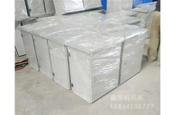 弱電機(jī)房項(xiàng)目中，如何選擇合適的網(wǎng)絡(luò)服務(wù)器機(jī)柜？